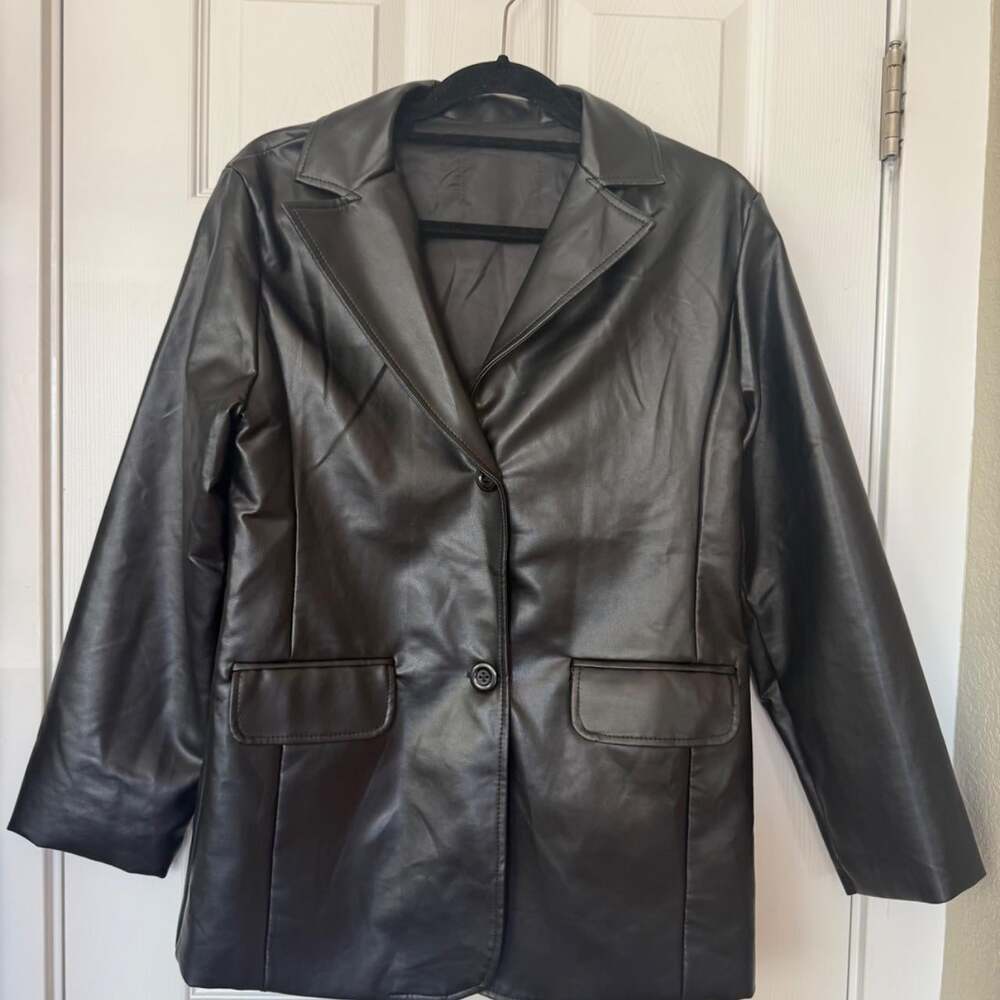 Commense Women's Black Jacket